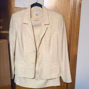 Elegant Women's Cream Blazer and Skirt Set